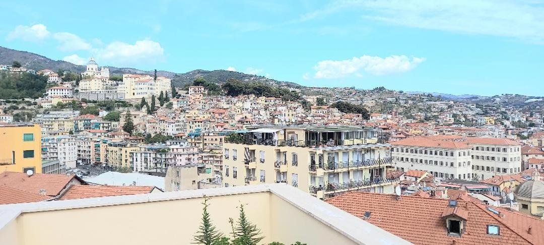 Dimora Bellavista,Garage Privato,Due Piani Leilighet Sanremo Eksteriør bilde